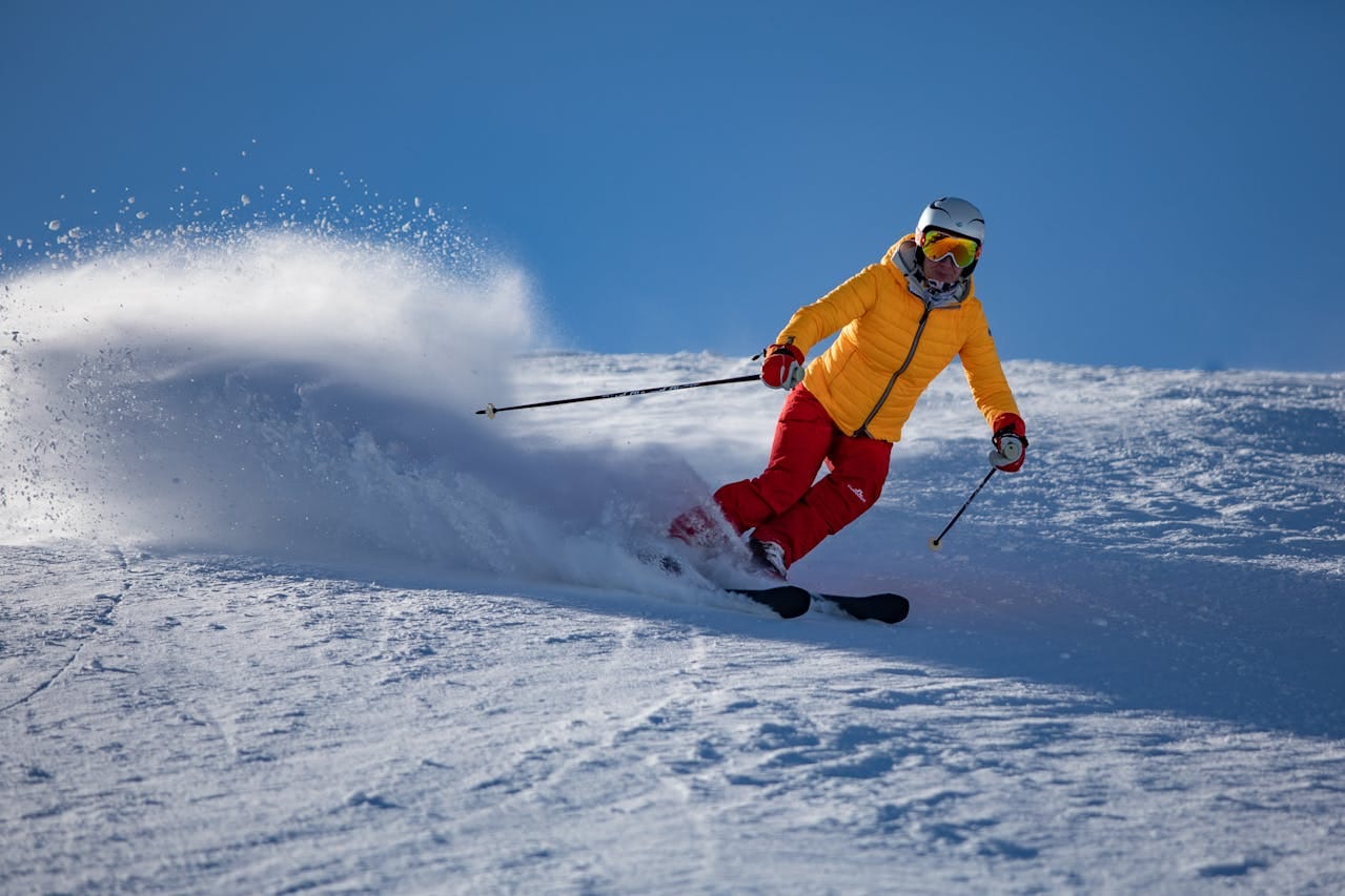 Skiing 5 Nights 6 Day Package